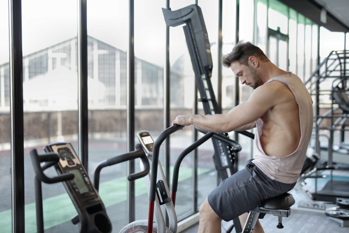 sèche musculation déficit ajouter cardio moment